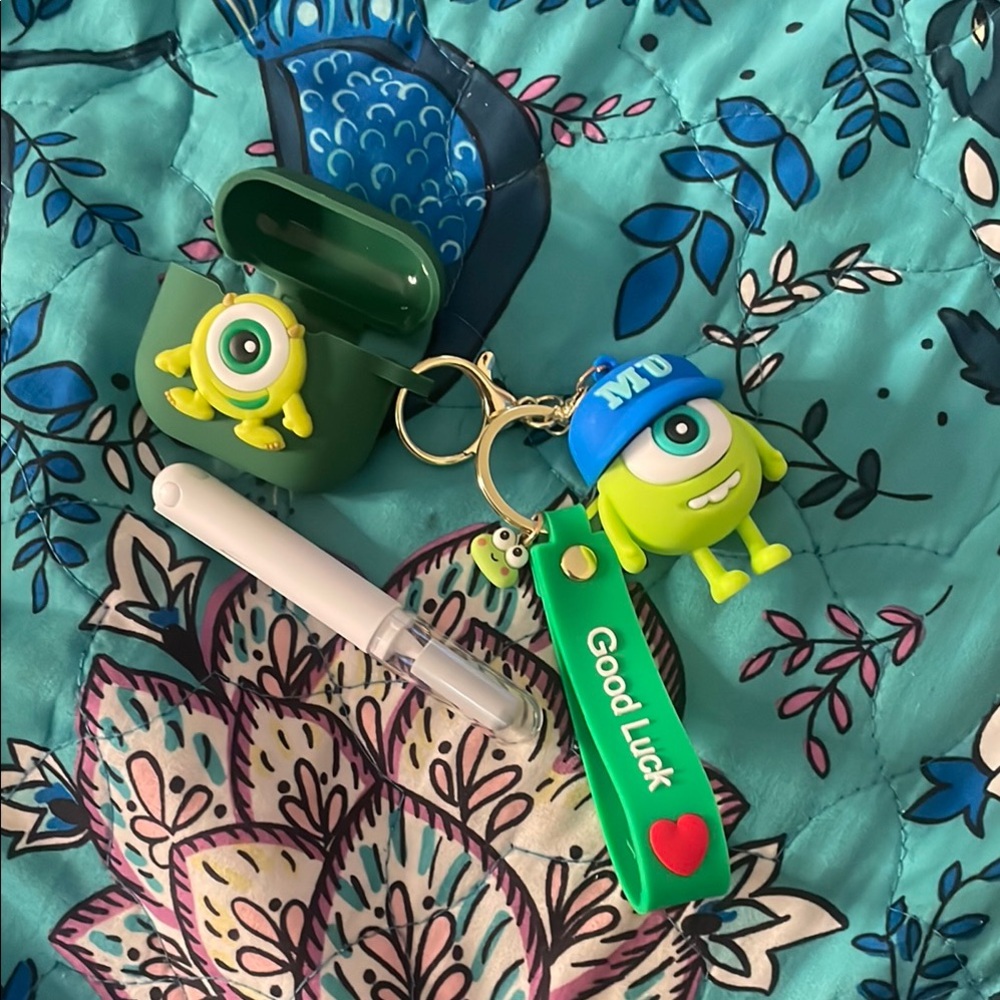 Mike Monsters Inc AirPod 4 case w/ cleaning kit